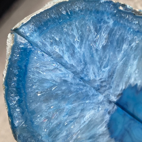 Brazilian Blue Agate Geode Bookends 5 1/8” Height - Picture 10 of 16